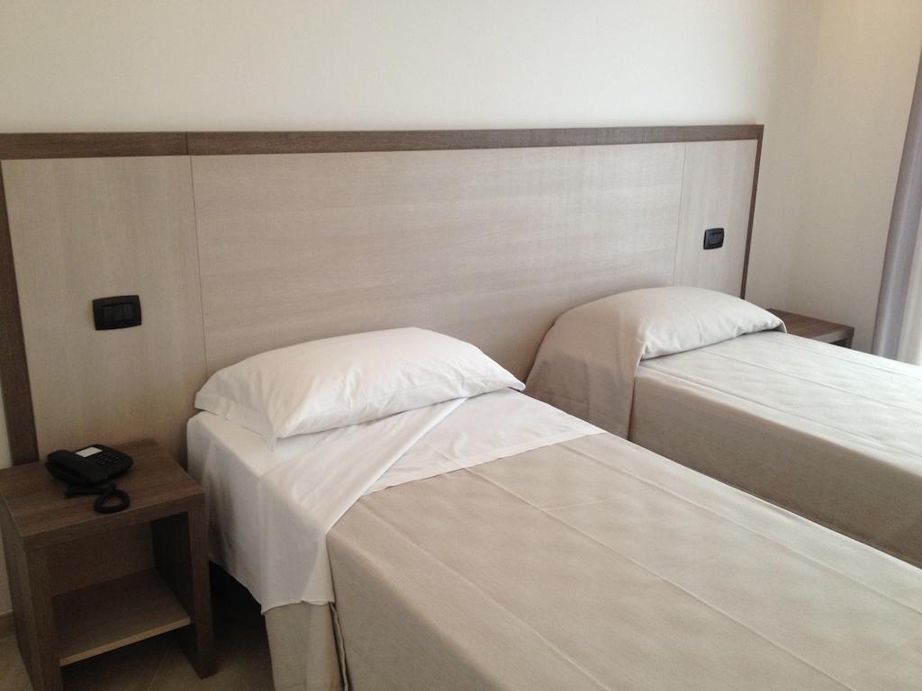 Hotel Lido Inn Lido di Camaiore Room photo