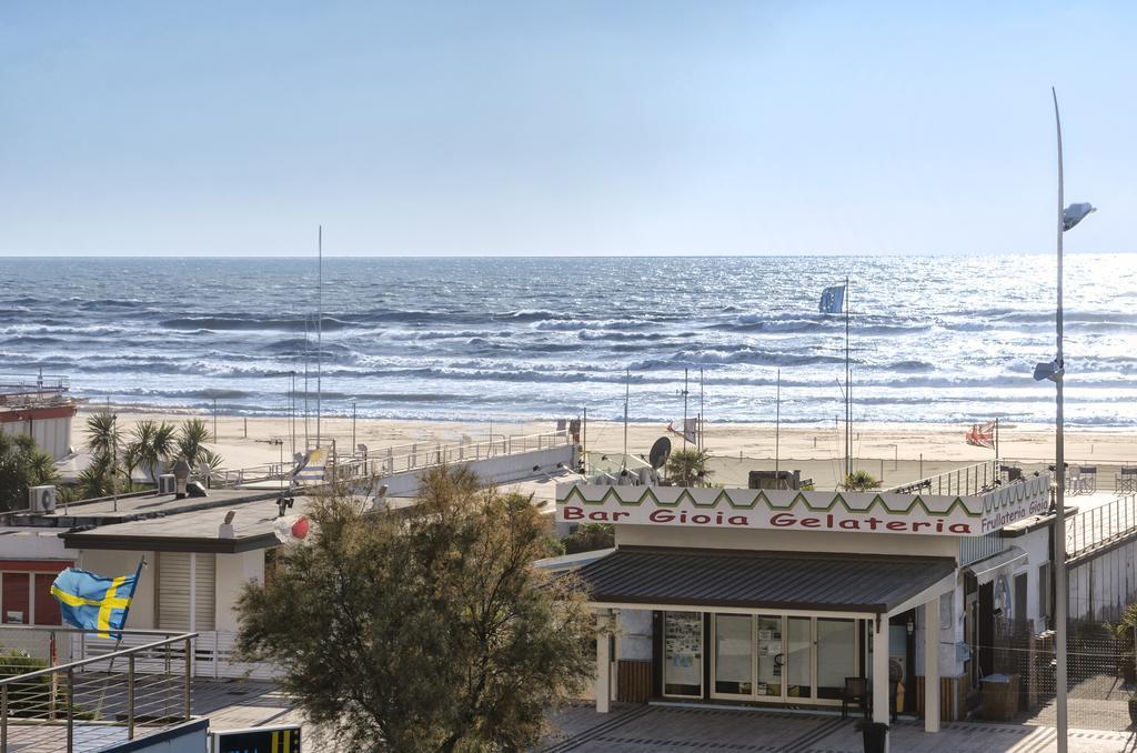 Hotel Lido Inn Lido di Camaiore Exterior photo